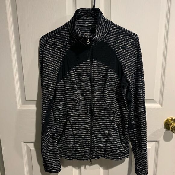 Zetta zip up jacket size large - Picture 1 of 7